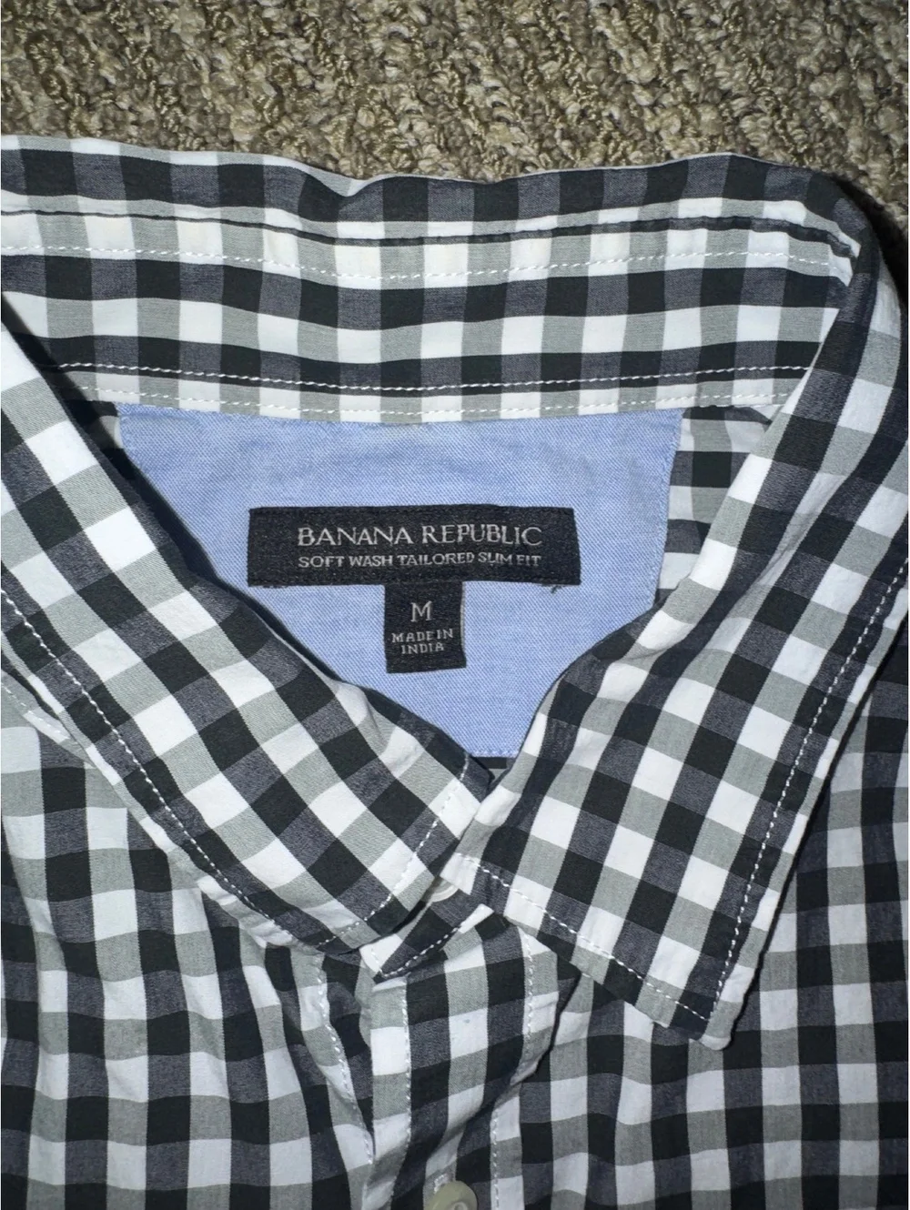 Men’s Banana Republic black&white checkered button-up slim fit shirt Size Medium